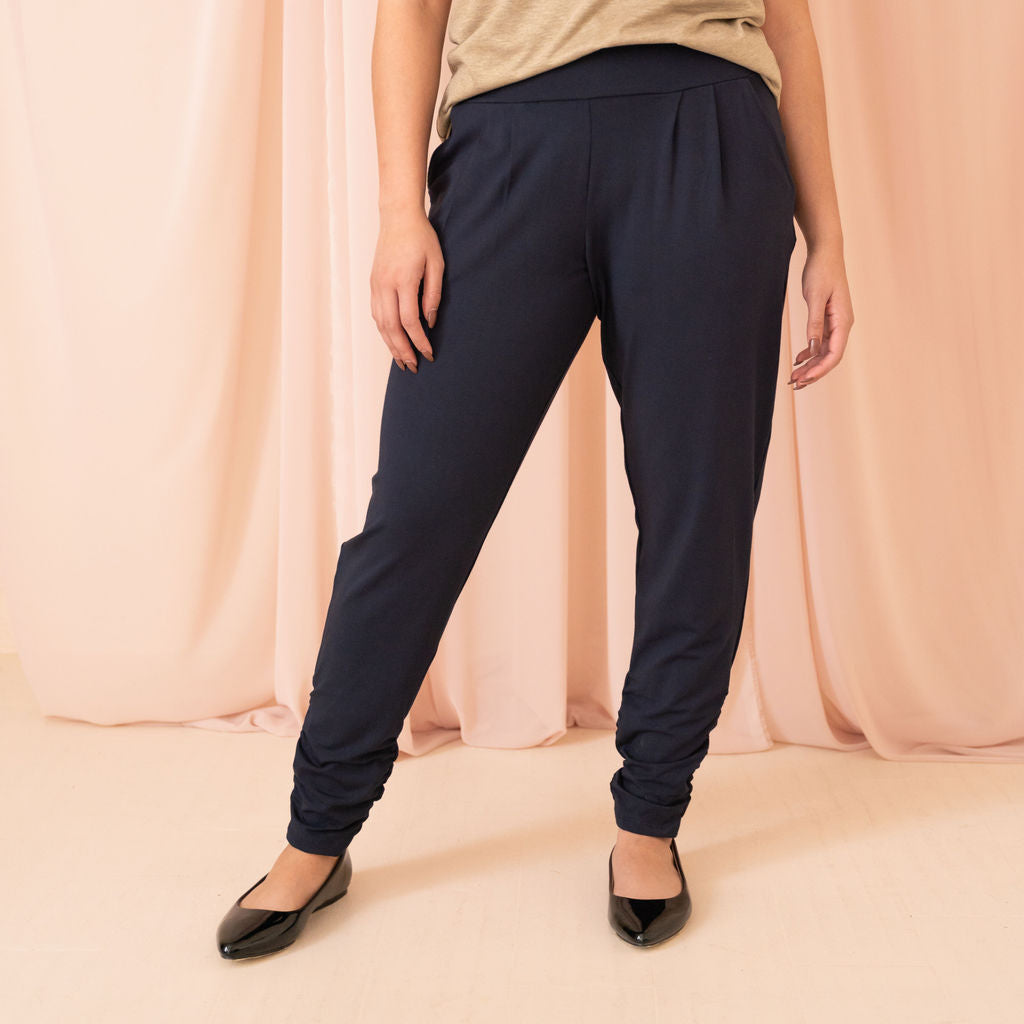 Black Stretch Pants & Leggings for Women, Eco-Friendly Fabrics