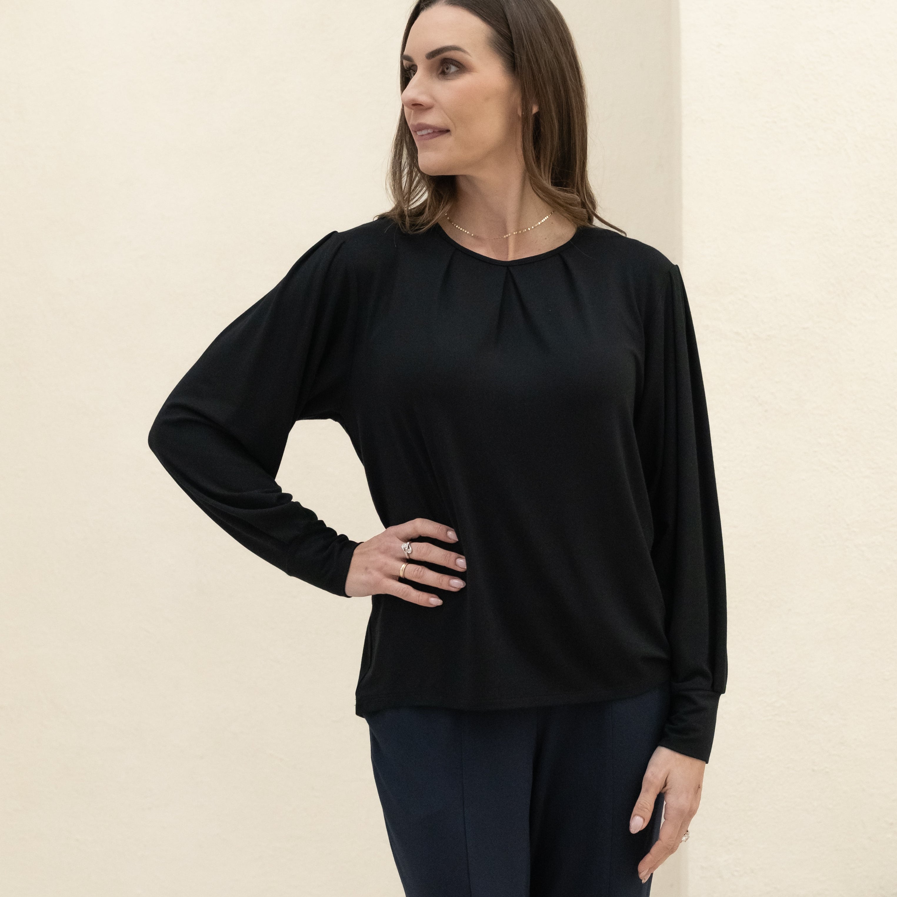 Airport Outfits for Women That Are Comfortable and Chic