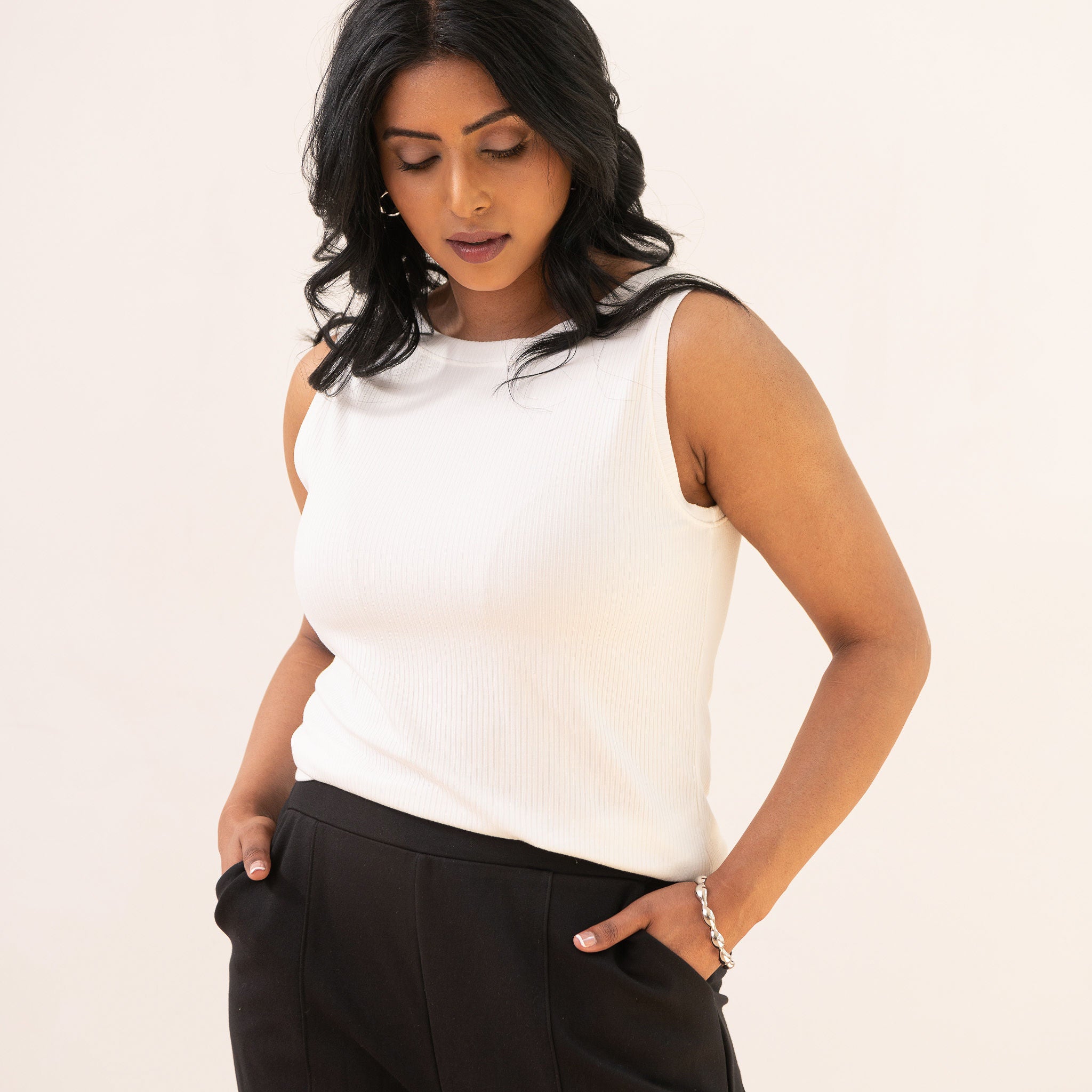 Chic Style: Mastering Rib Knit in Your Capsule Wardrobe | Fashion Guide ...