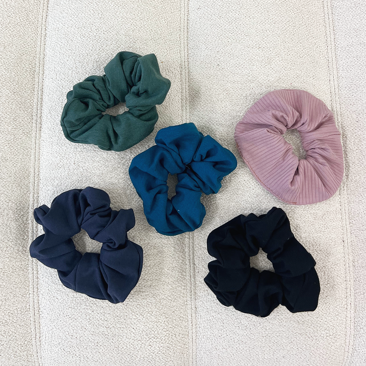 Jetsetter Scrunchie