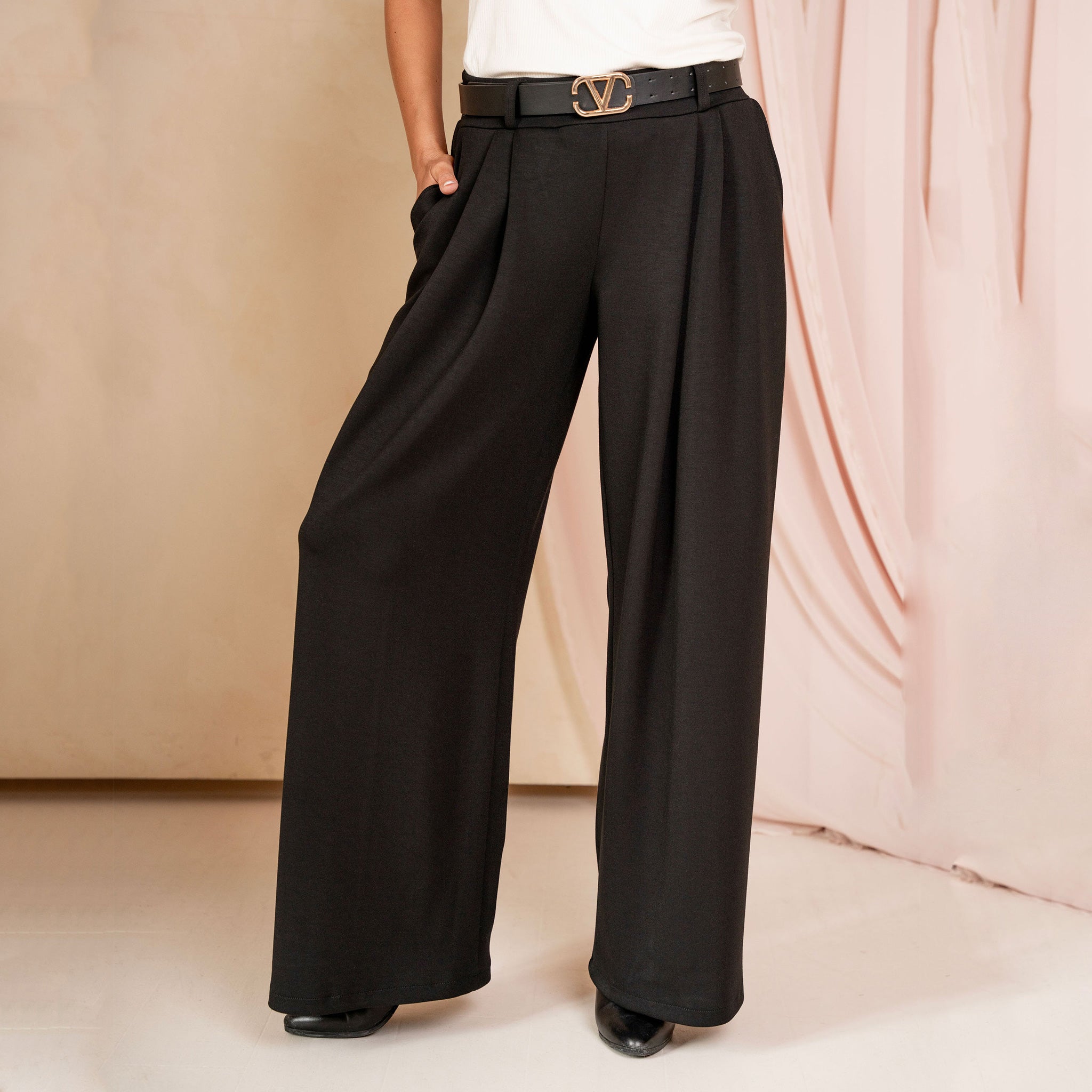 Women’s Beyond Soft Comfortable Wide leg Travel Pants Encircled